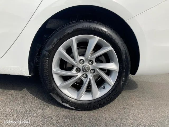 Opel Astra Sports Tourer 1.5 D Design & Tech Aut. S/S - 11