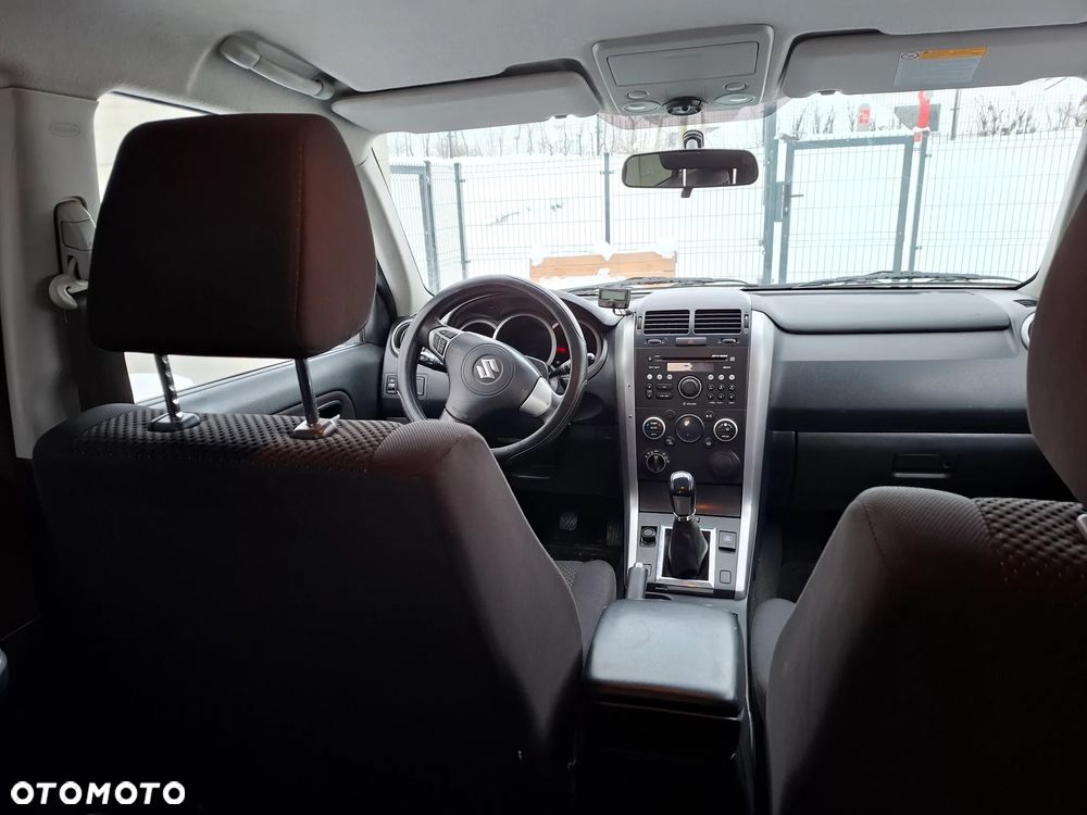 Suzuki Grand Vitara - 14