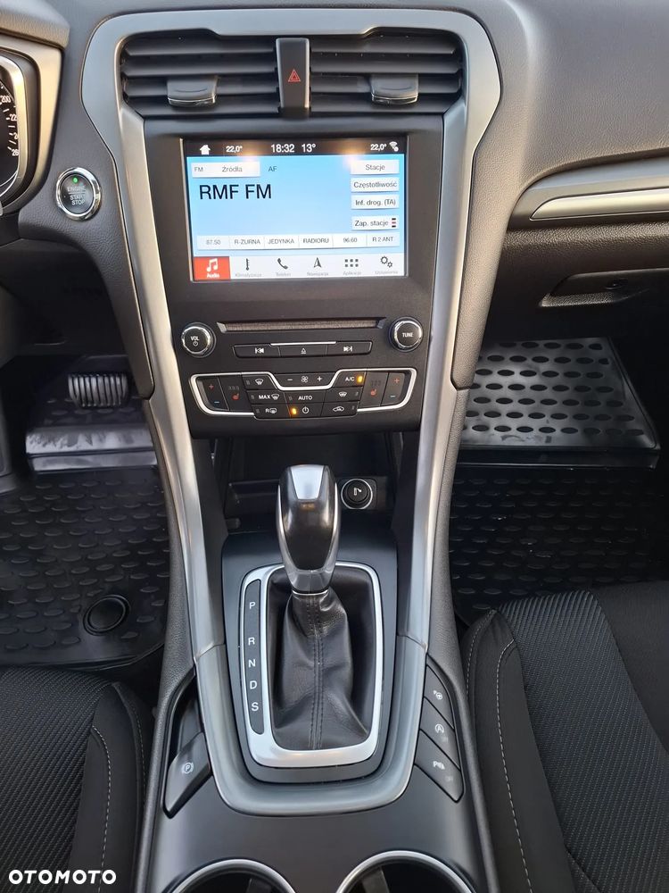 Ford Mondeo 2.0 TDCi Titanium PowerShift - 26