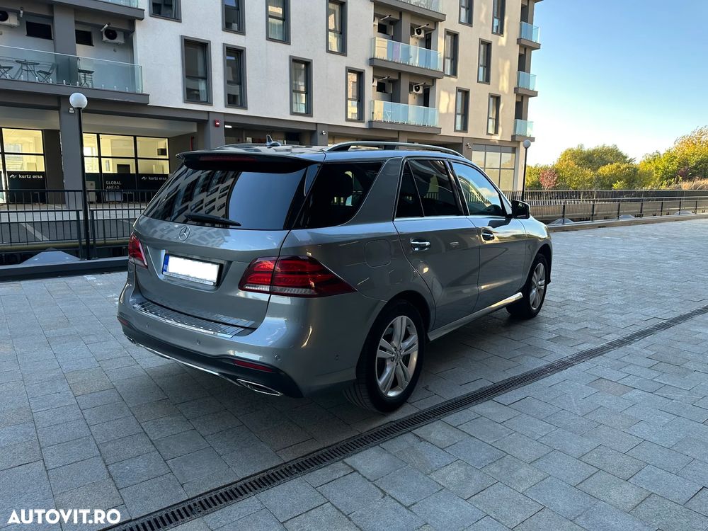 Mercedes-Benz GLE 350 d 4Matic 9G-TRONIC AMG Line - 3