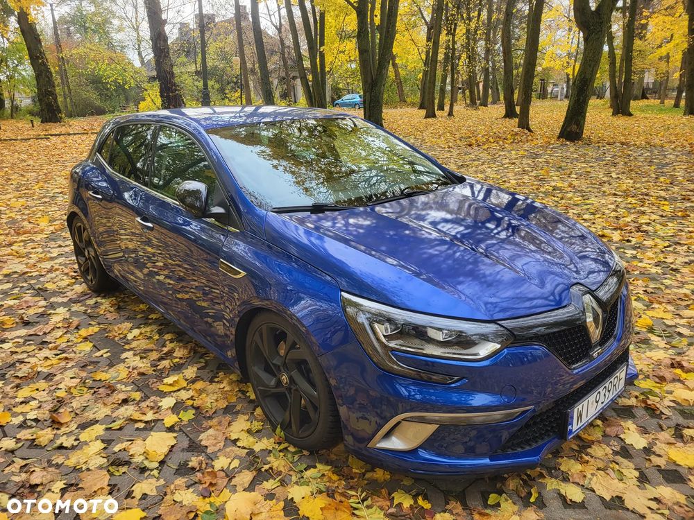 Renault Megane ENERGY TCe 205 EDC GT - 33