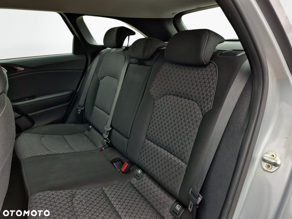 Kia Ceed 1.6 CRDi mHEV L Business Line - 11