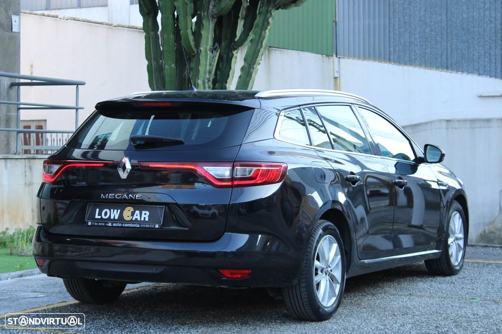 Renault Mégane Sport Tourer ENERGY dCi 110 EDC BUSINESS - 12
