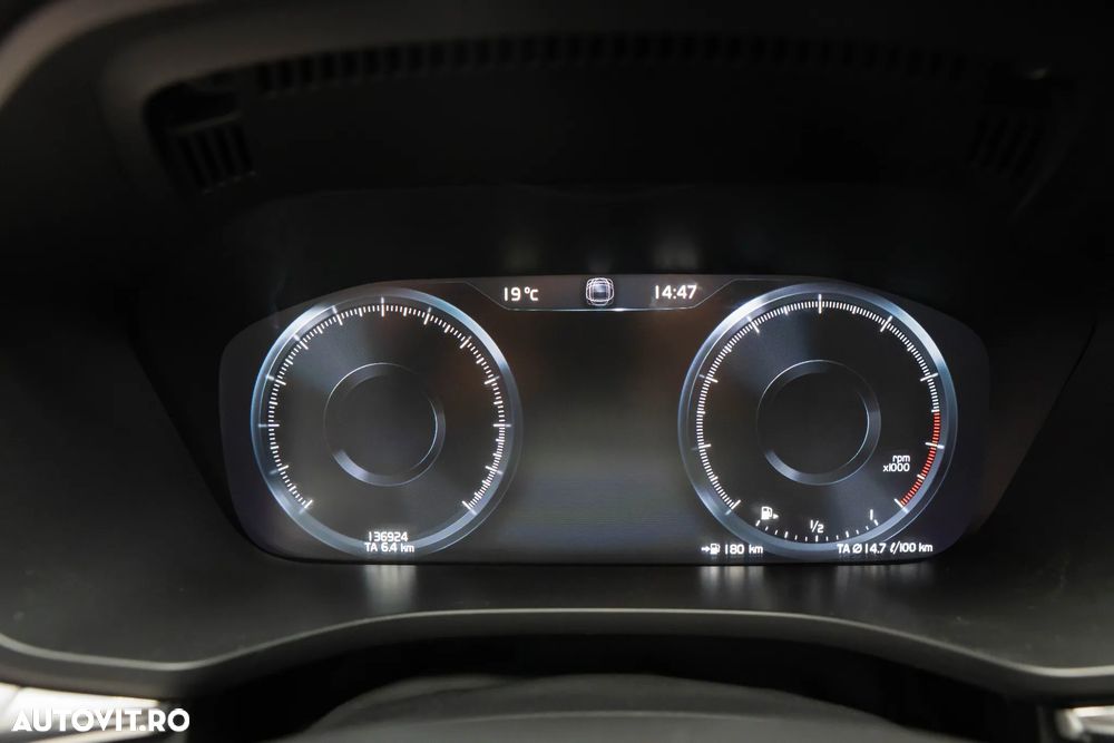 Volvo XC 60 T5 Geartronic Momentum Pro - 22