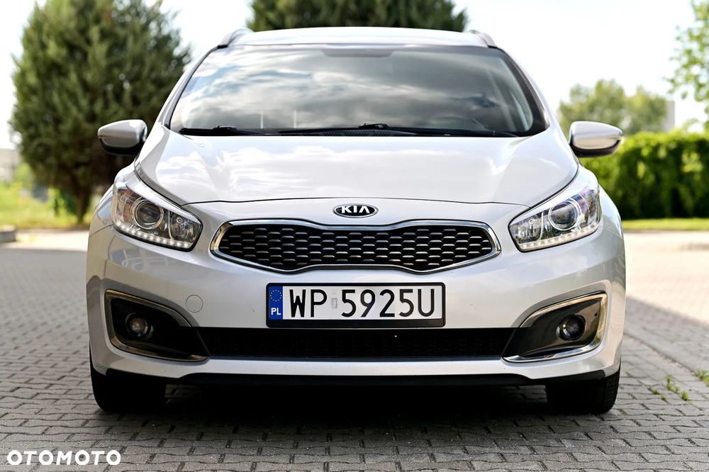 Kia Ceed 1.4 CVVT Dream Team Edition - 15