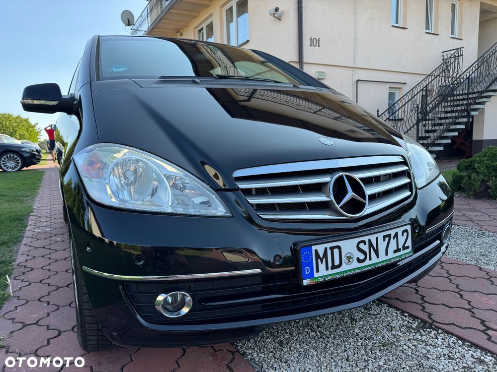 Mercedes-Benz Klasa A 180 Elegance EU5 - 13
