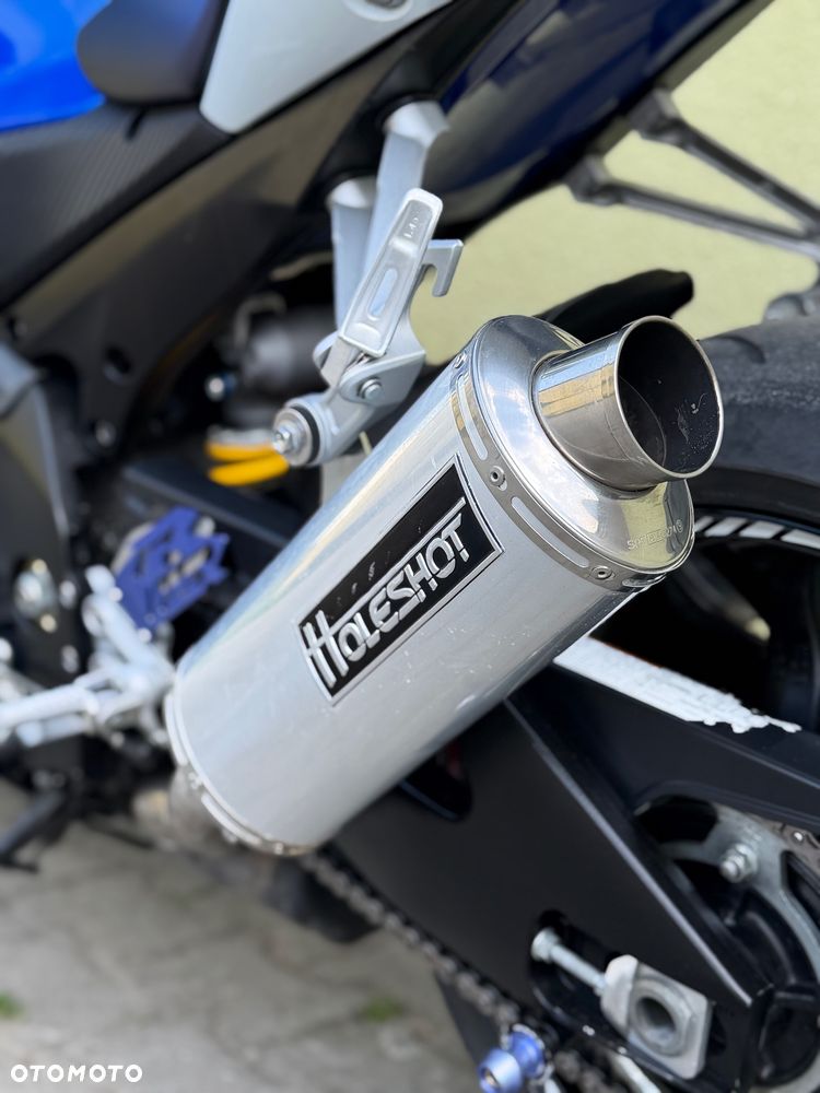 Suzuki GSX-R - 23