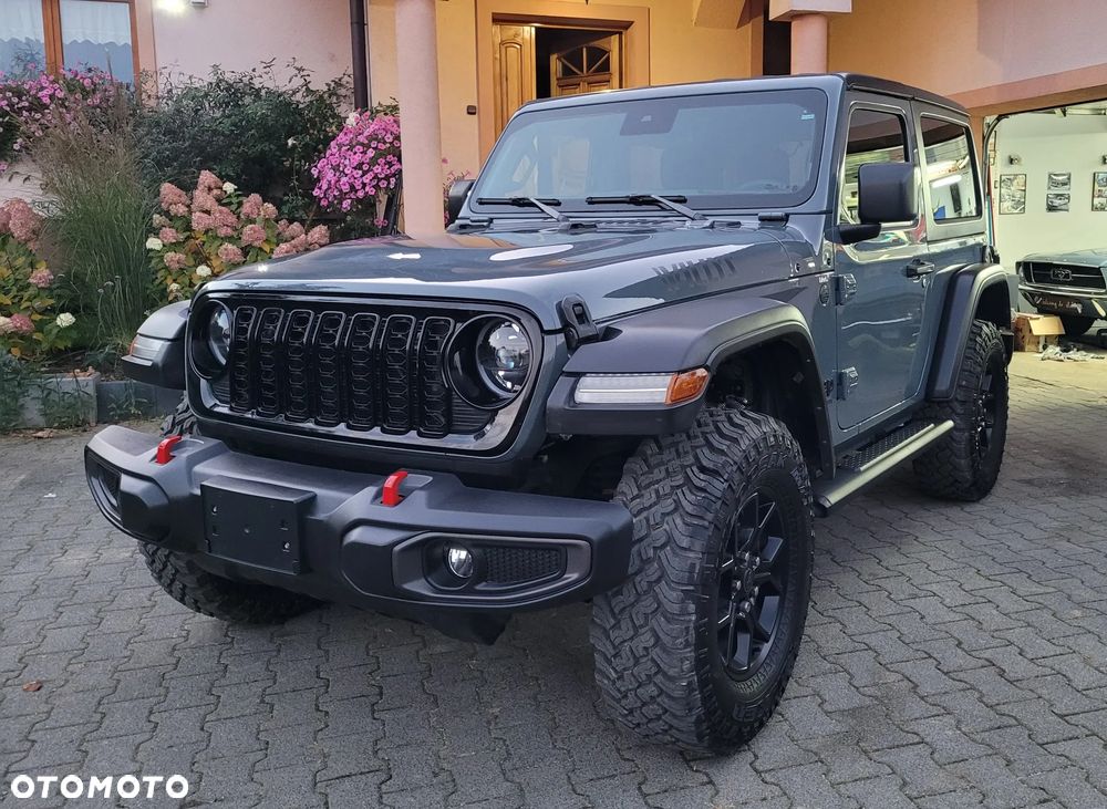 Jeep Wrangler - 2