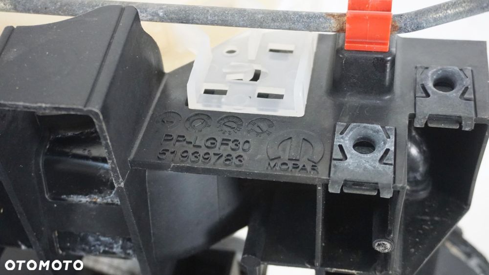 PAS PRZEDNI WZMOCNIENIE CZOŁOWE FIAT 500X 14-18 2014-2018 1.4 B BENZYNA - 8