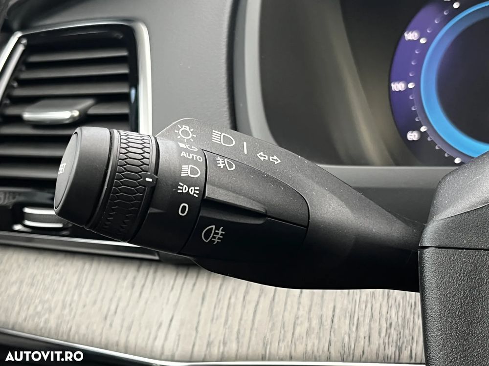 Volvo XC 90 B5 MHEV AWD 5 locuri Momentum - 19