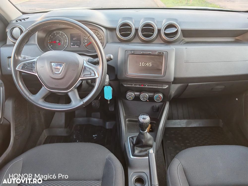 Dacia Duster SCe 115 4x2 Laureate - 5