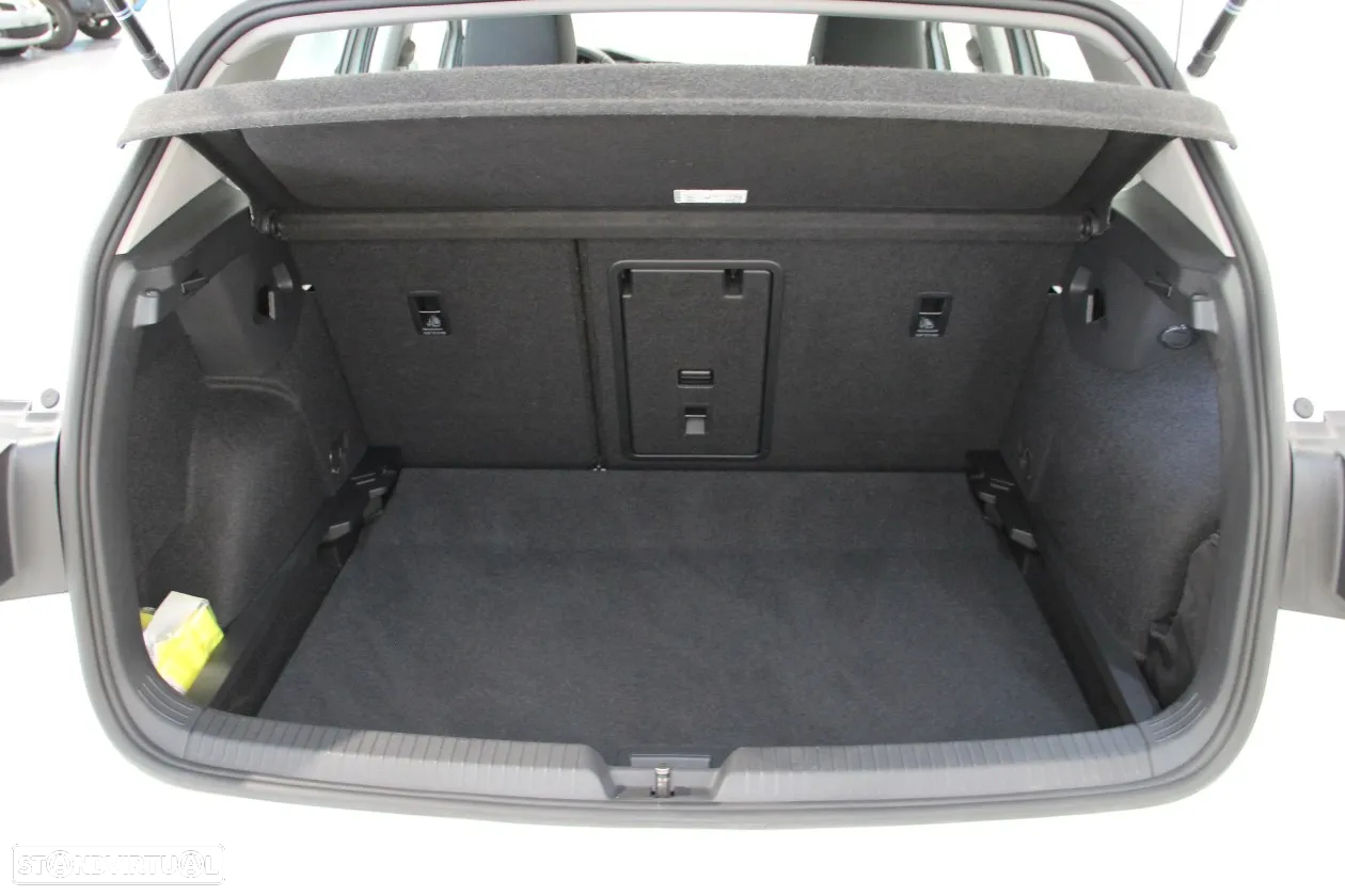 VW Golf 1.0 TSI Life - 43