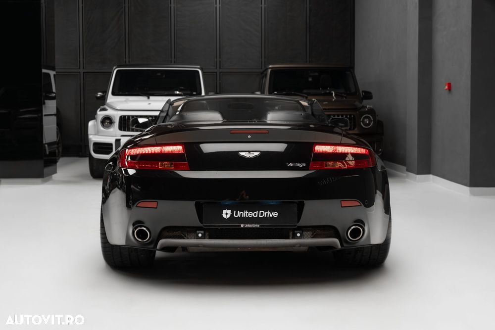 Aston Martin V8 Vantage - 13