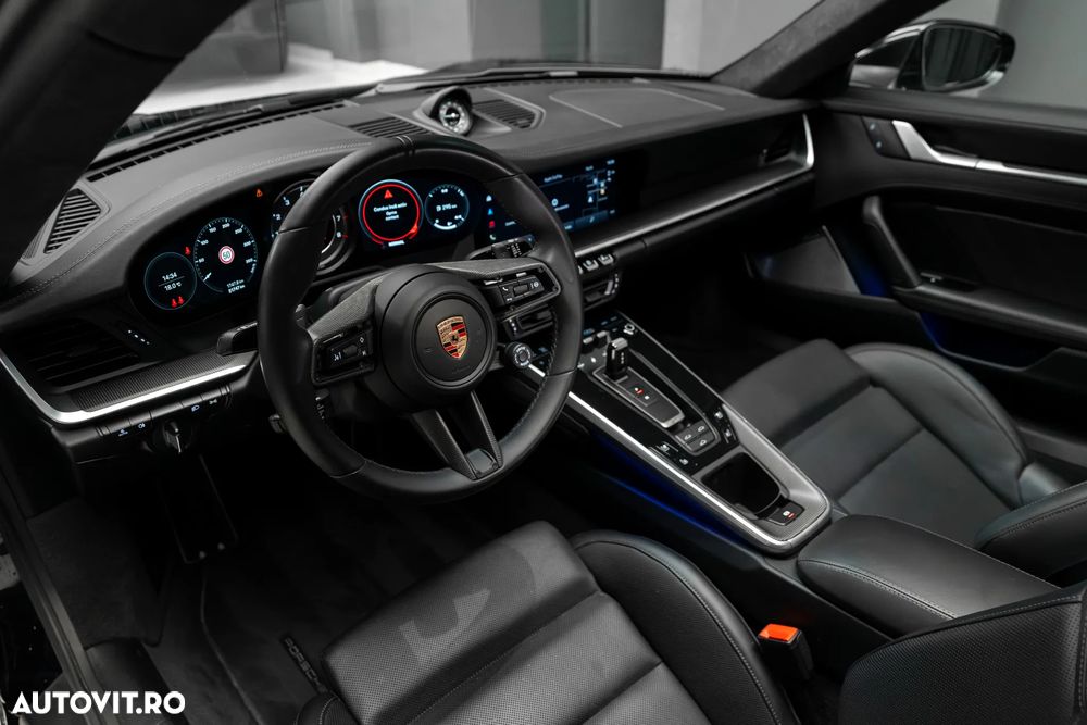 Porsche 911 911Turbo S - 25