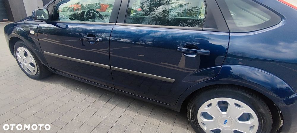 Ford Focus 1.6 Ti-VCT Sport - 10