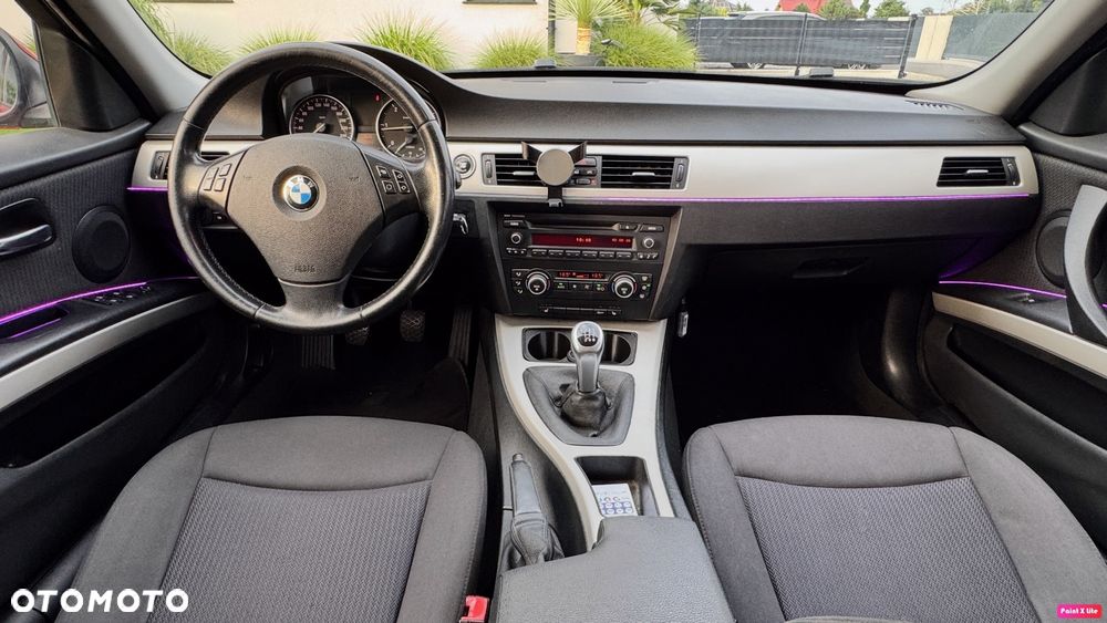 BMW Seria 3 318d DPF Edition Sport - 9