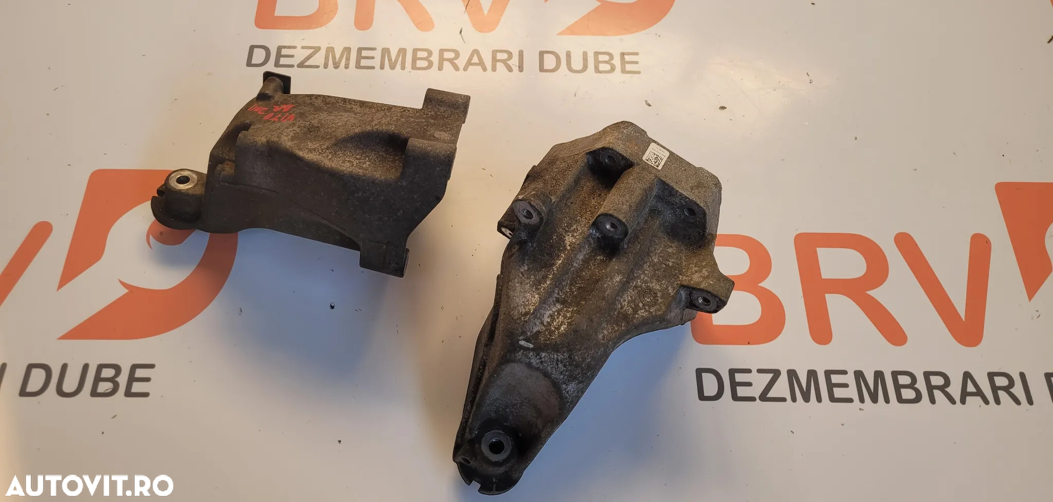 Suport motor pentru Mercedes Vito 639  2.2 motorizare Euro 5  2012 an fabricatie - 2