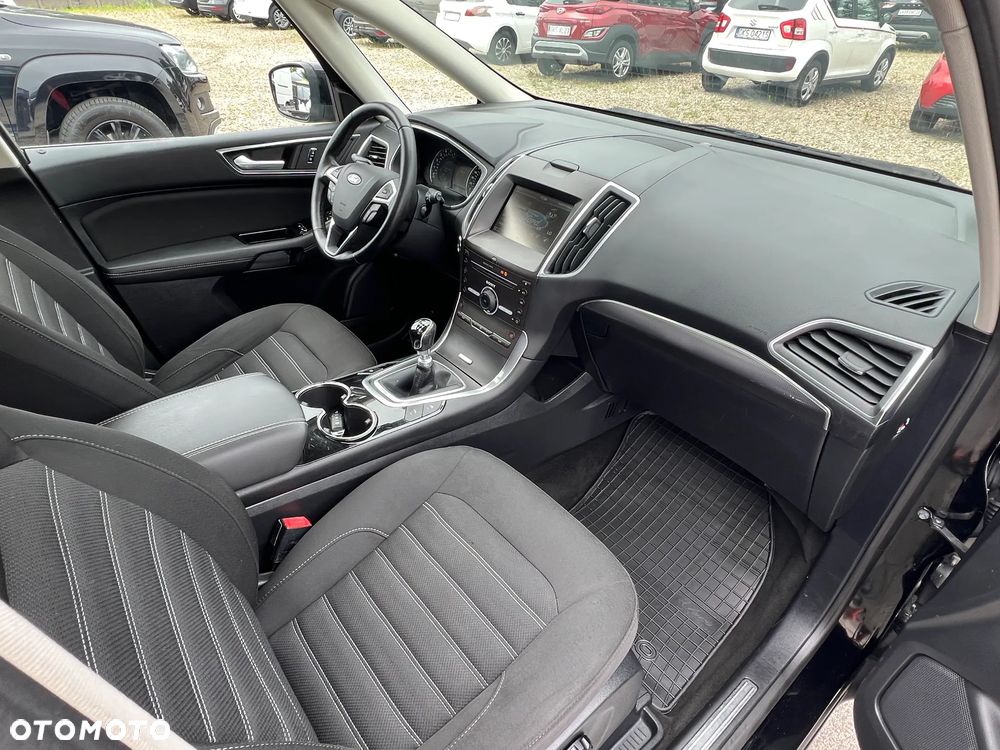 Ford Galaxy 2.0 EcoBlue Titanium - 21