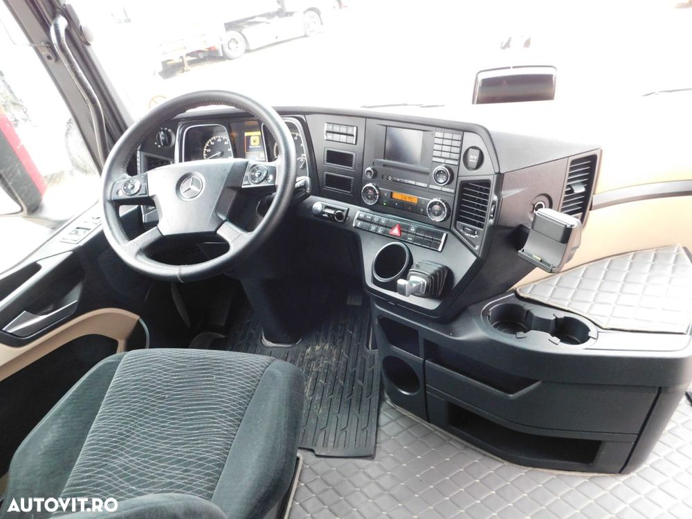 Mercedes-Benz Actros - 6