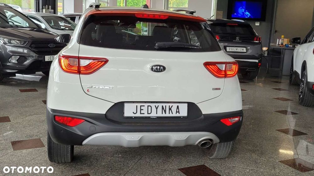 Kia Stonic - 16