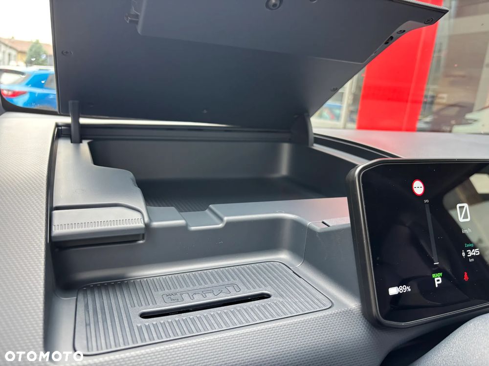 Kia PV5 - 30