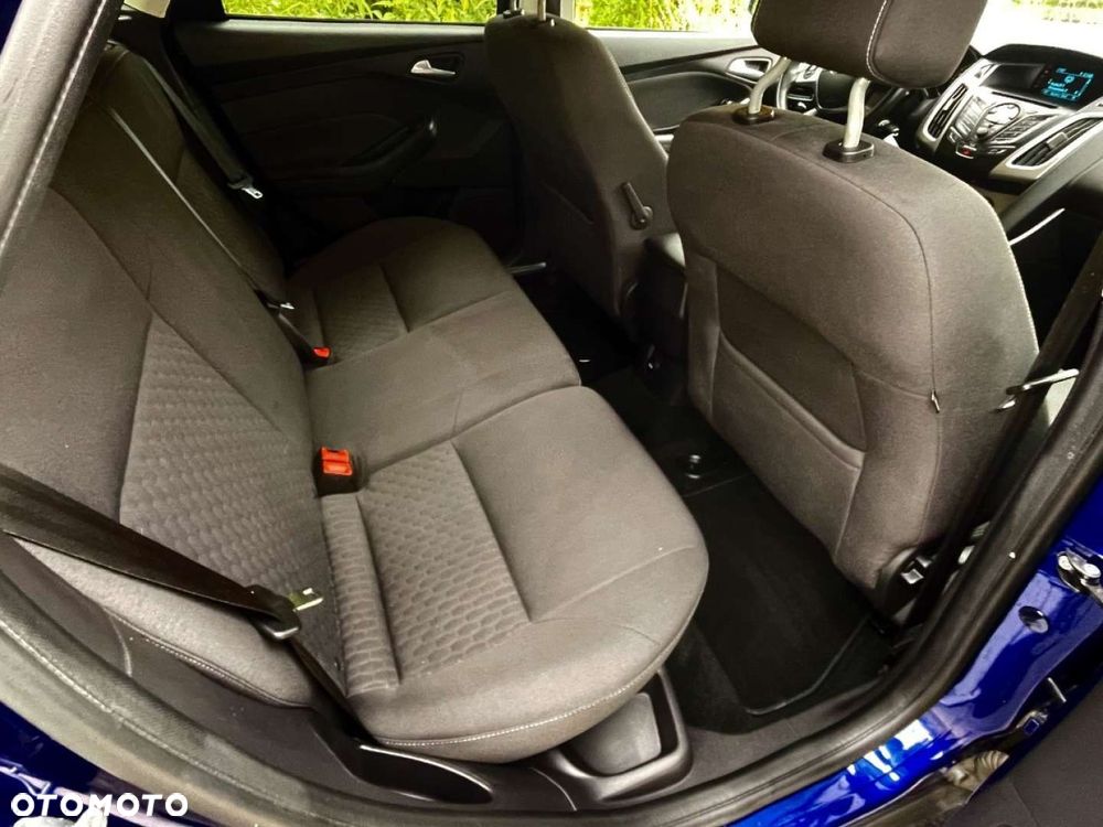 Ford Focus - 33