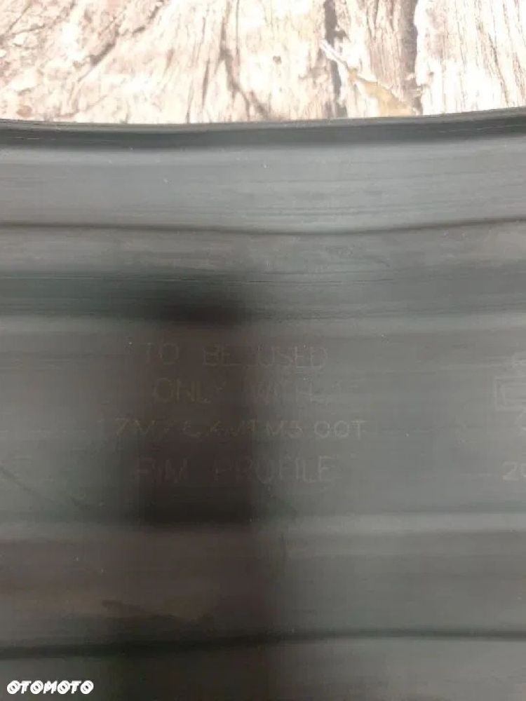 Fartuch gumowy felgi 17x3.00 Harley Davidson 44753-11 - 6