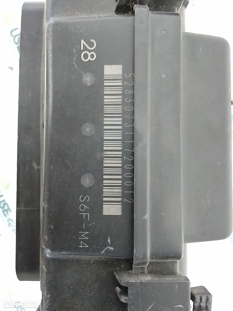 Caixa Relés/Fusíveis Honda Civic Vii Hatchback (Eu, Ep, Ev) - 5