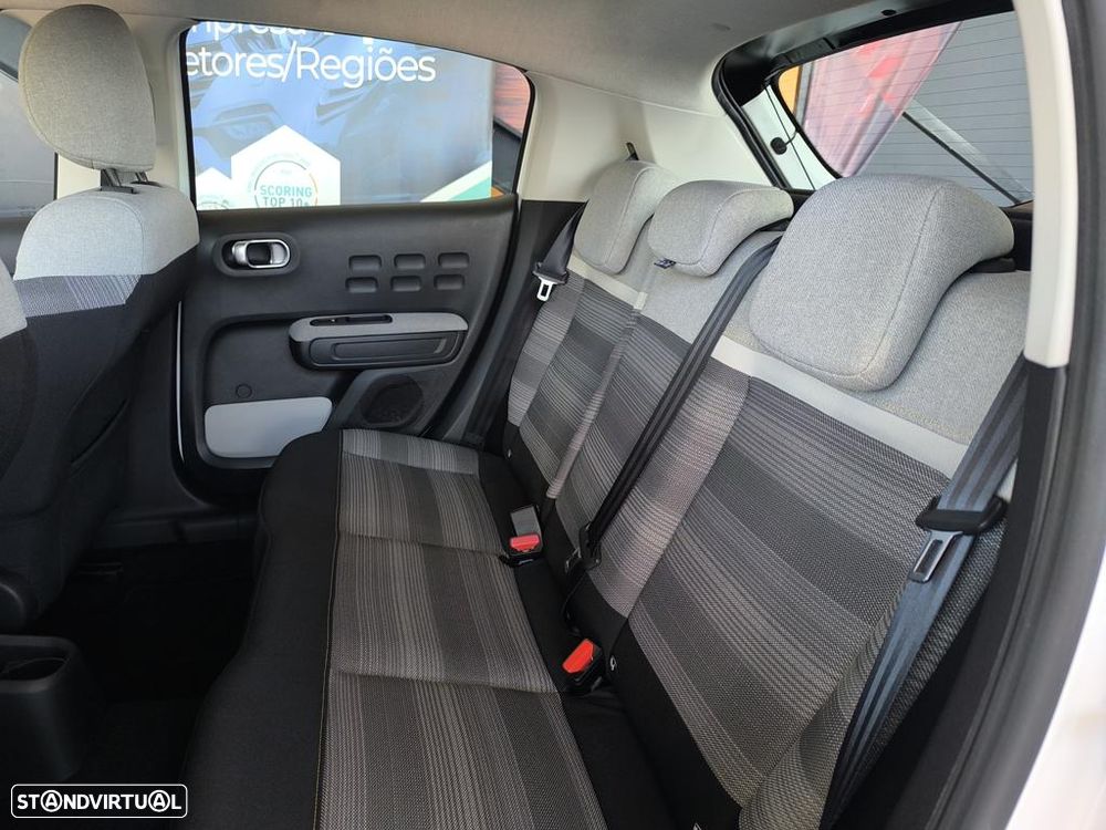 Citroën C3 1.2 PureTech Shine - 29
