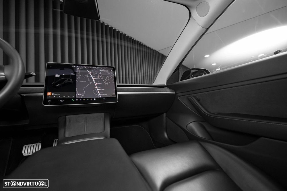 Tesla Model 3 Performance Dual Motor AWD - 12