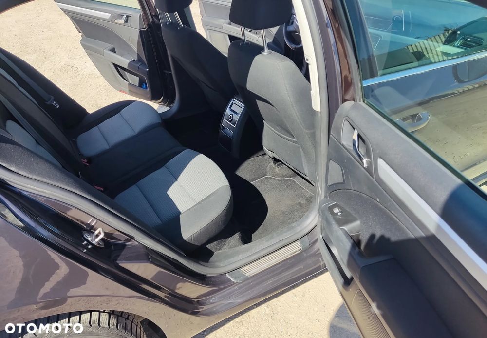 Skoda Superb 2.0 TDI Comfort - 14