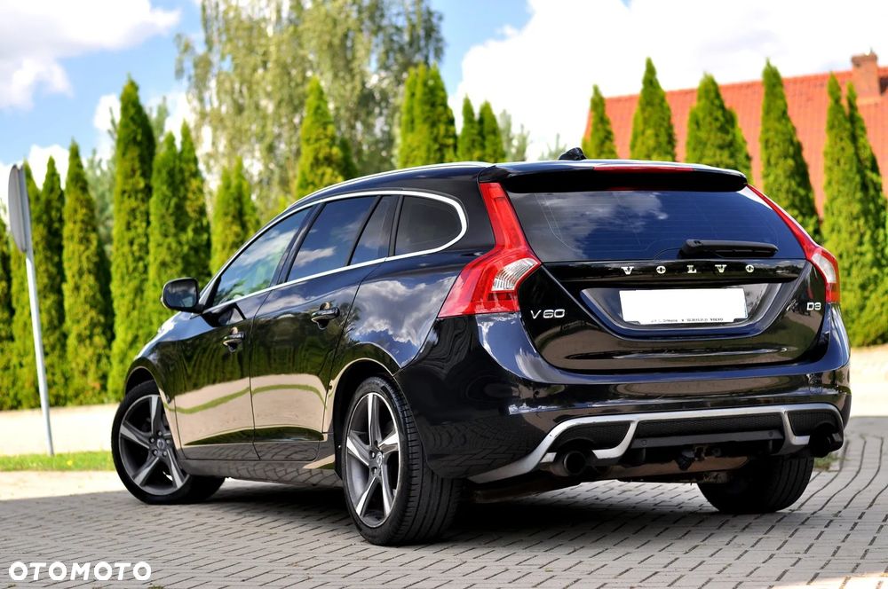 Volvo V60 D3 Geartronic RDesign - 13