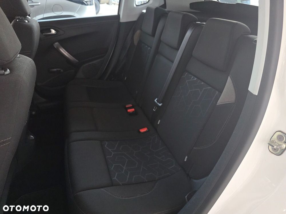 Peugeot 2008 1.6 e-HDi Active S&S - 18