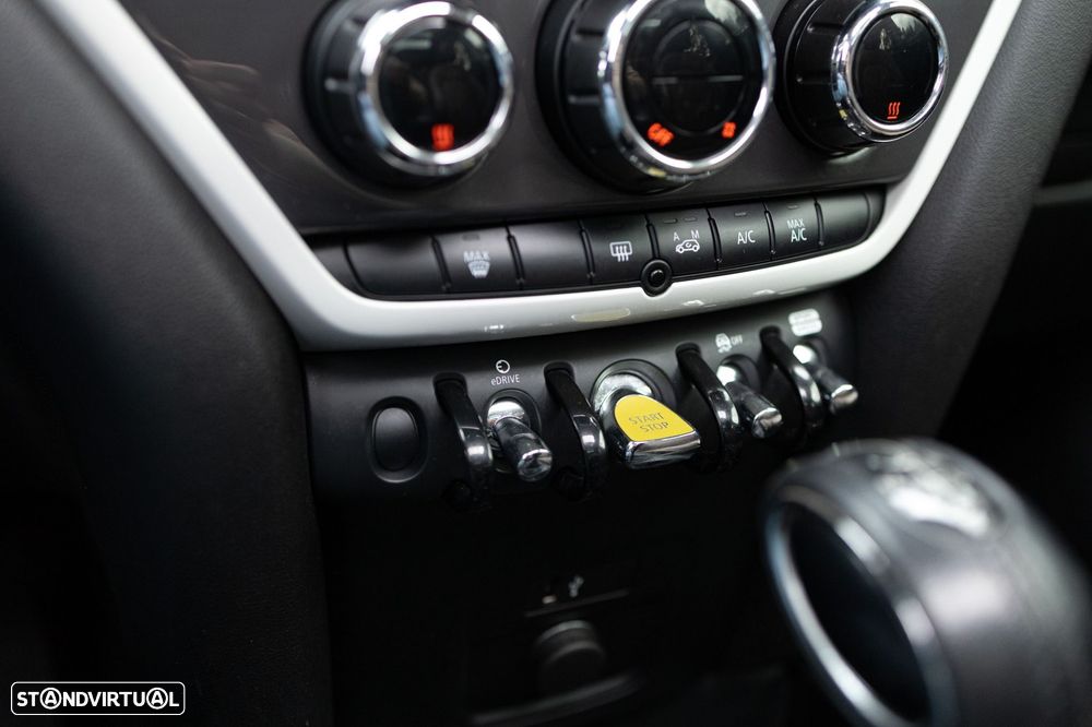 MINI Countryman Cooper SE ALL4 Auto - 36