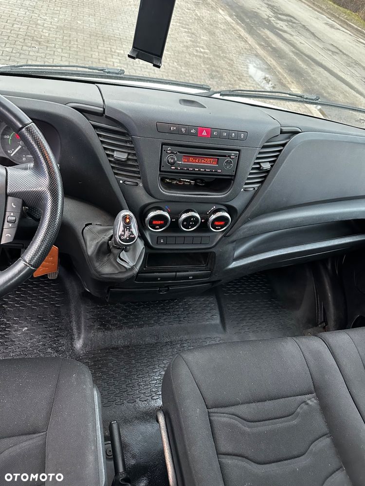 Iveco DAILY - 7