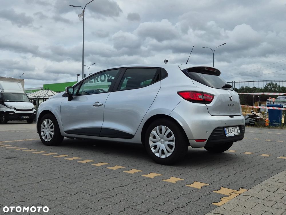 Renault Clio 1.2 16V Alize - 5