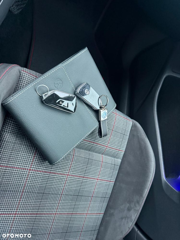 Volkswagen Golf 2.0 TSI OPF GTI - 21