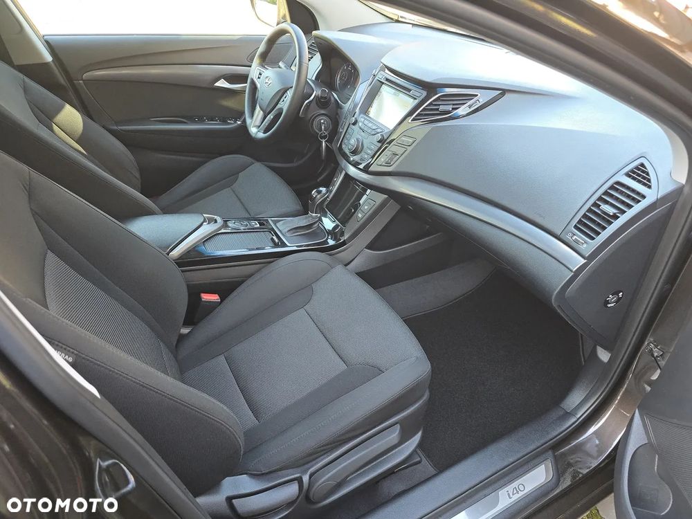 Hyundai i40 Kombi blue 1.7 CRDi DCT Premium - 17