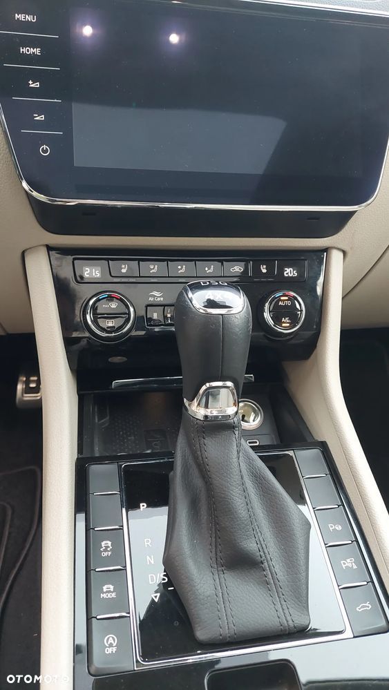 Skoda Superb 2.0 TSI 4x4 L&K DSG - 7