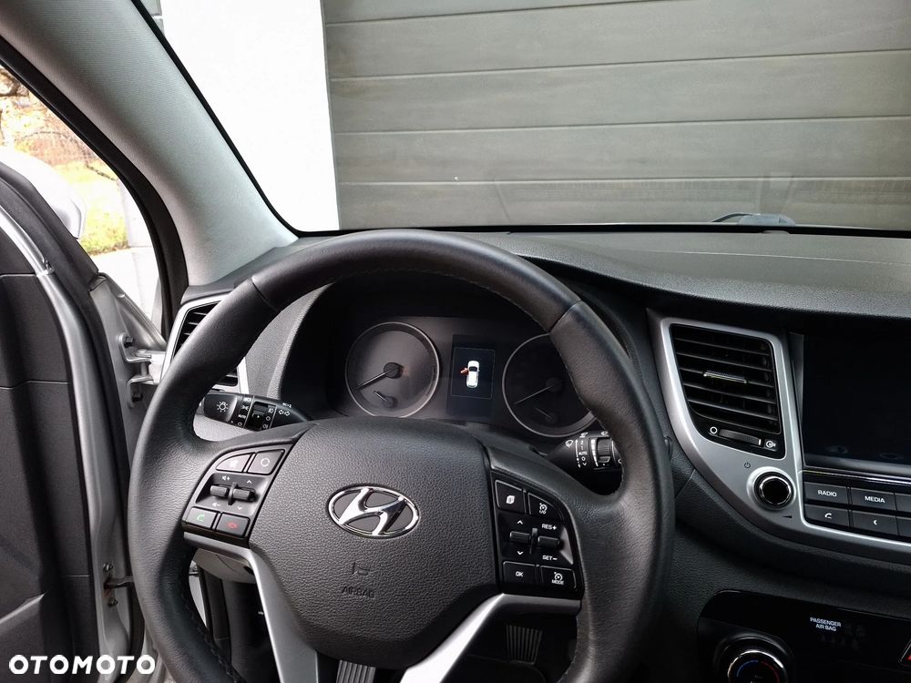Hyundai Tucson blue 1.7 CRDi 2WD Passion Plus - 8