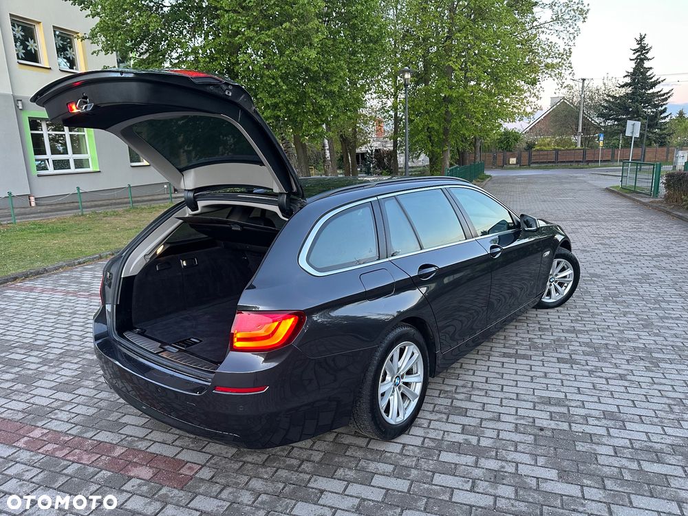 BMW 5 Series 2011 photo 4