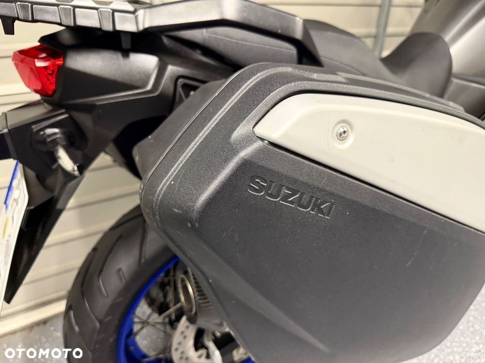 Suzuki V-STROM - 4