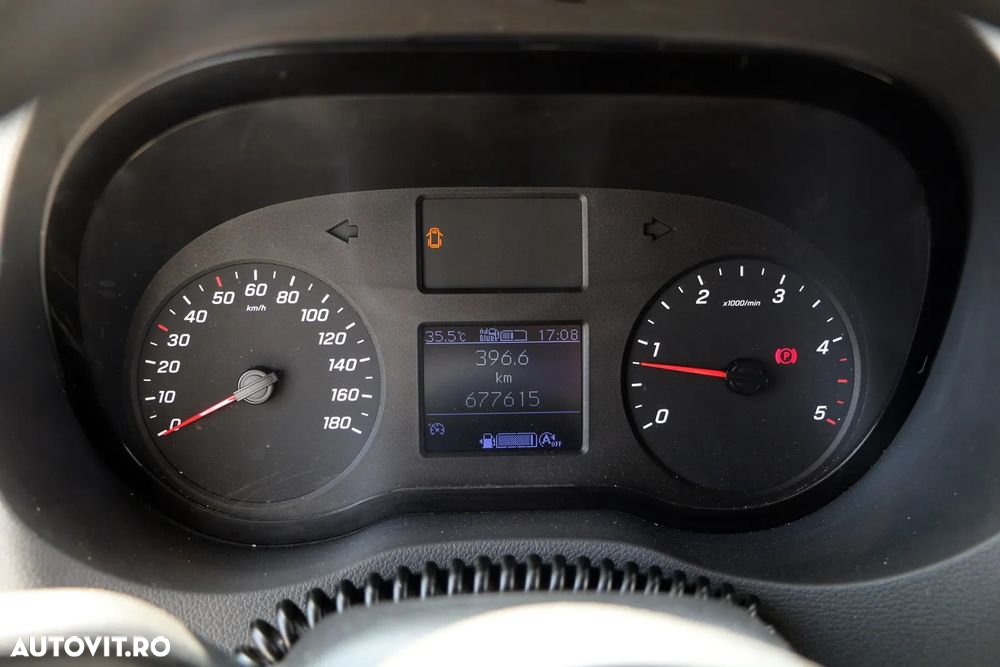 Mercedes-Benz SPRINTER - 16