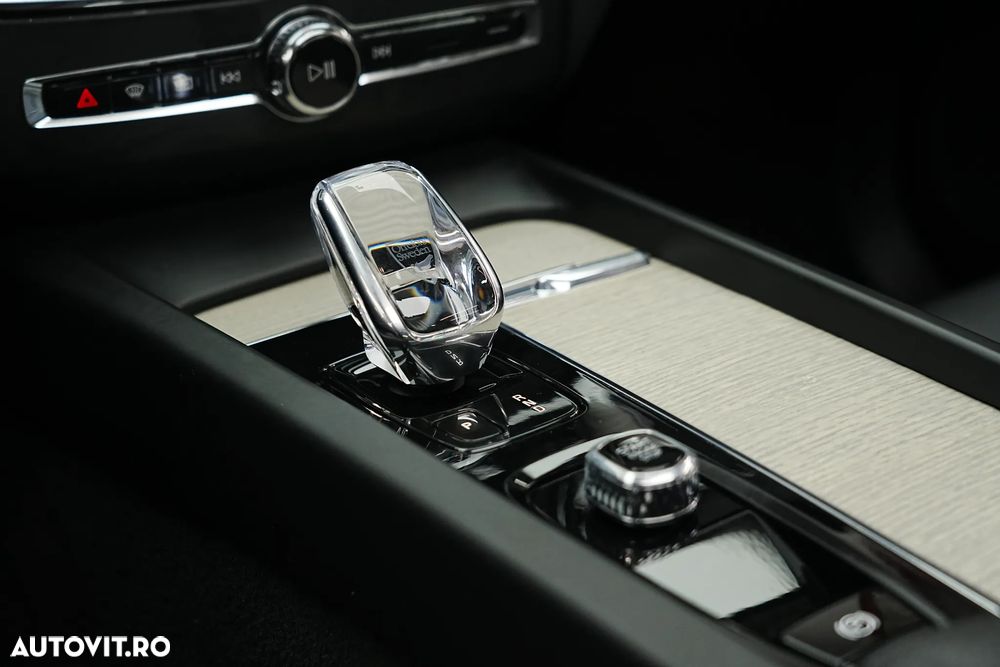 Volvo XC 60 Recharge T6 Twin Engine eAWD Inscription Expression - 33