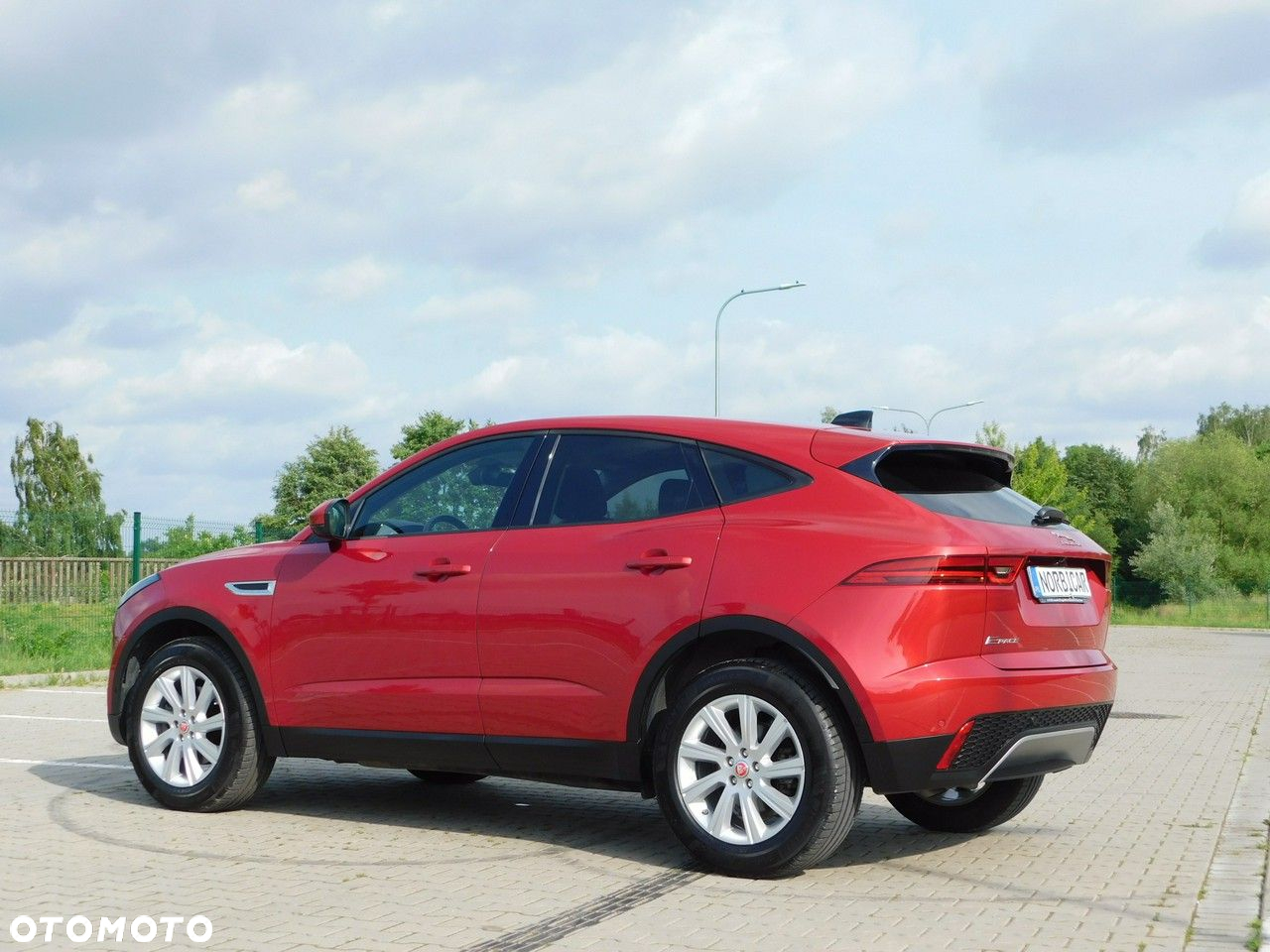 Jaguar E-Pace - 29