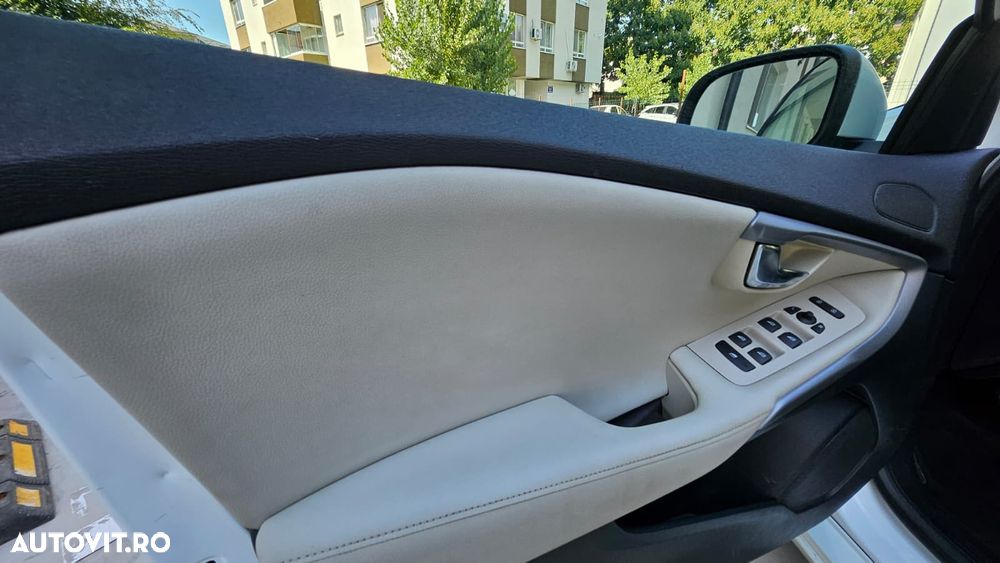 Volvo V40 - 17