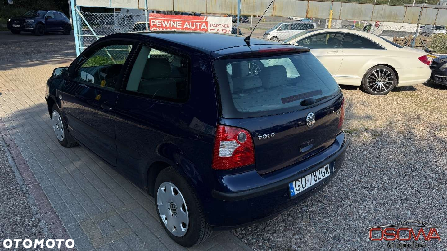 Volkswagen Polo - 2