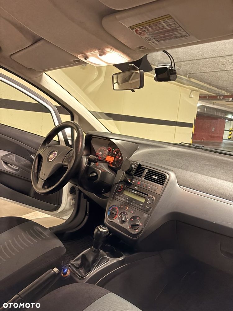 Fiat Grande Punto 1.3 Multijet 16V Dualogic Dynamic - 14