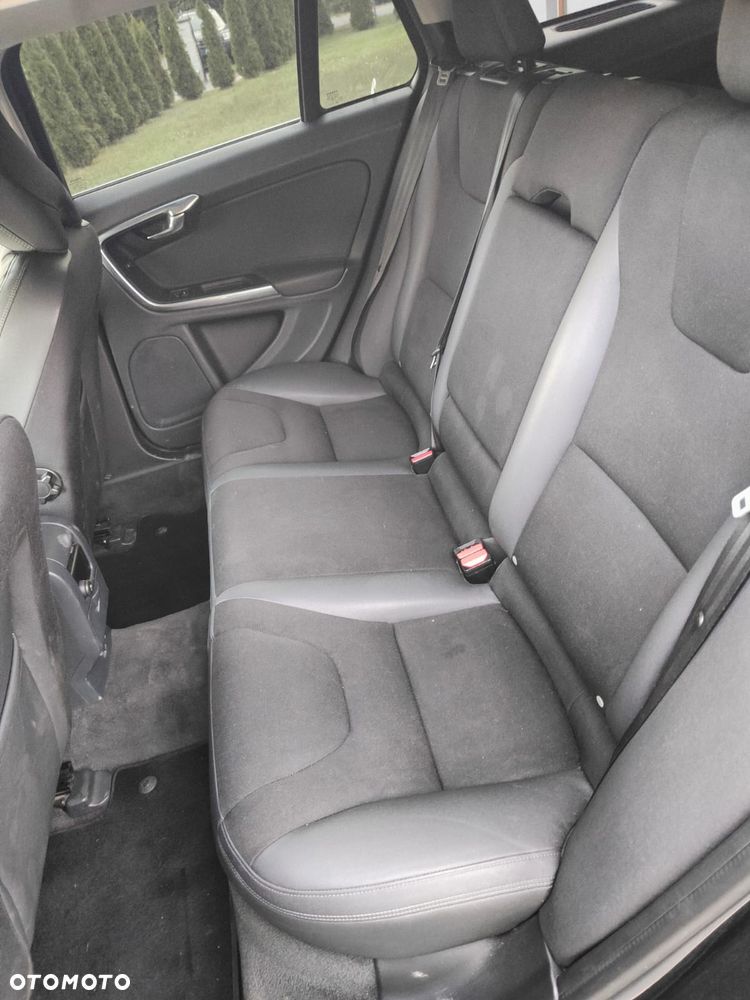 Volvo V60 - 20