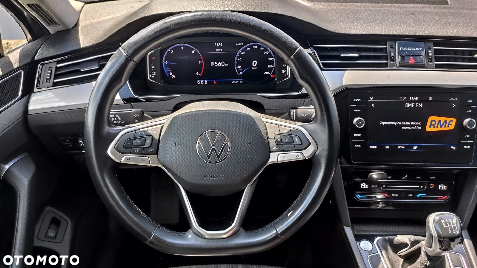 Volkswagen Passat - 9